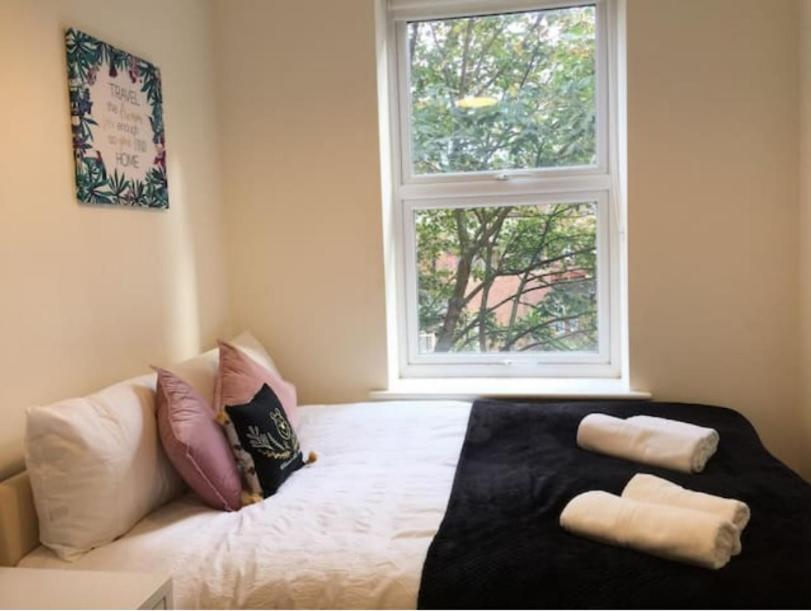 Comfy Private Bedrooms Near Euston Station, Central Лондон Экстерьер фото