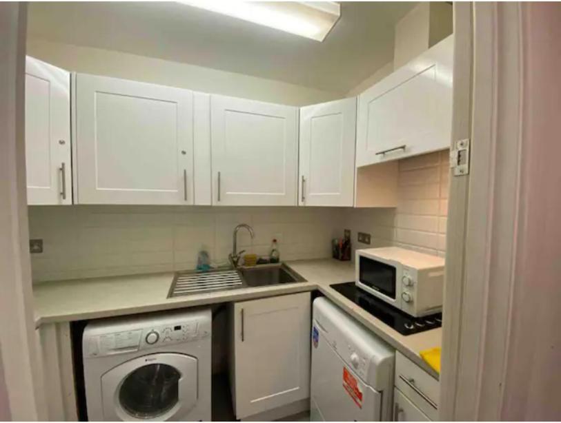 Comfy Private Bedrooms Near Euston Station, Central Лондон Экстерьер фото